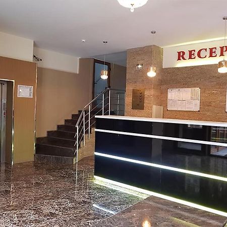 Hotel Uranus Bucharest Exterior photo