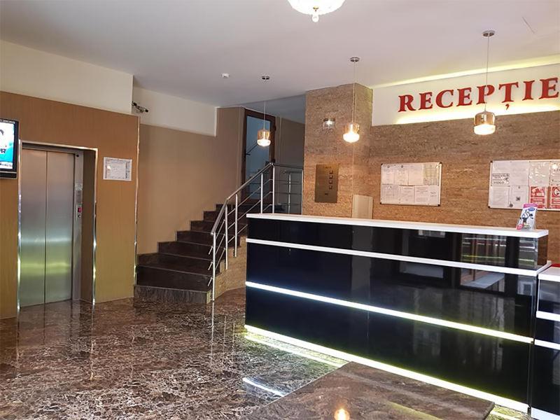 Hotel Uranus Bucharest Exterior photo