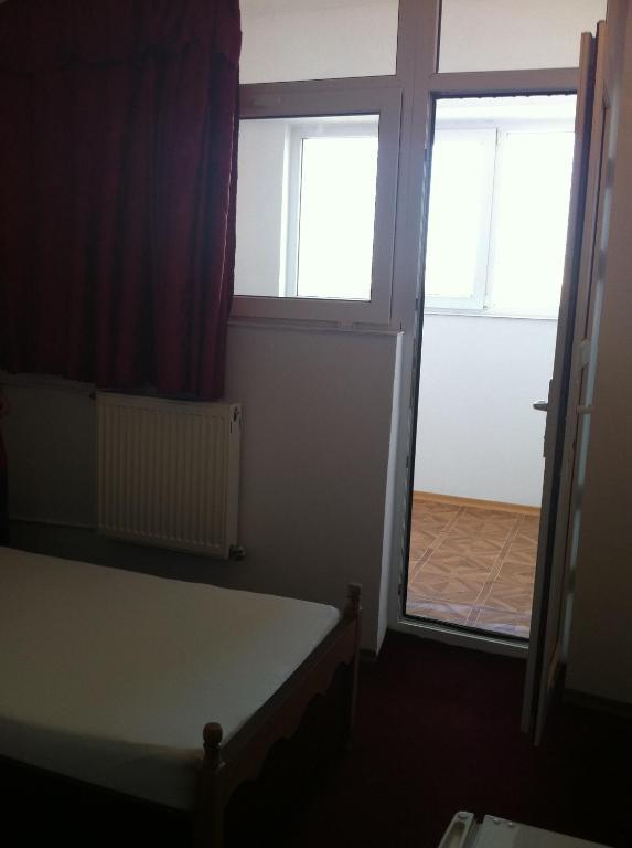 Hotel Uranus Bucharest Room photo